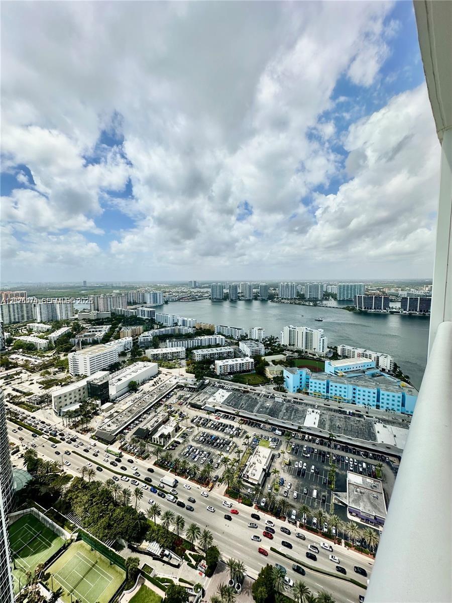 5307 3 / 3 1434 sq. ft. $ 2026-05-28 0 Photo