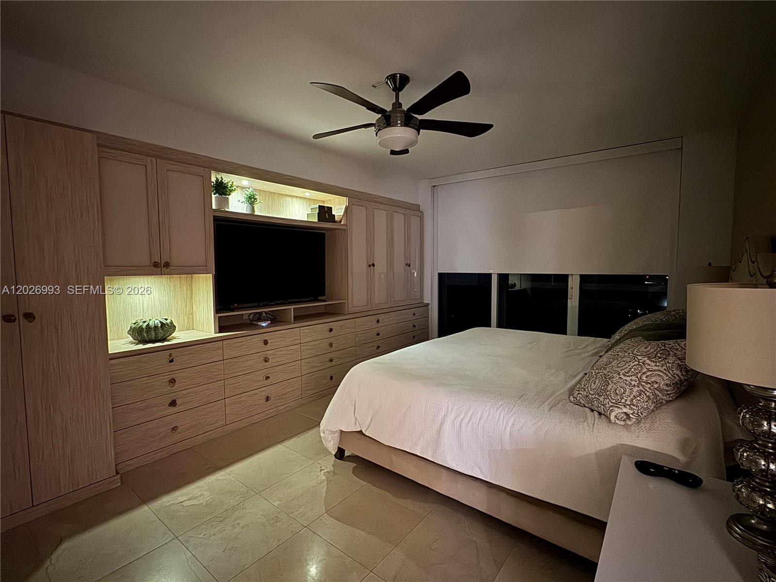 3003 3 / 3 1733 sq. ft. $ 2026-05-28 0 Photo