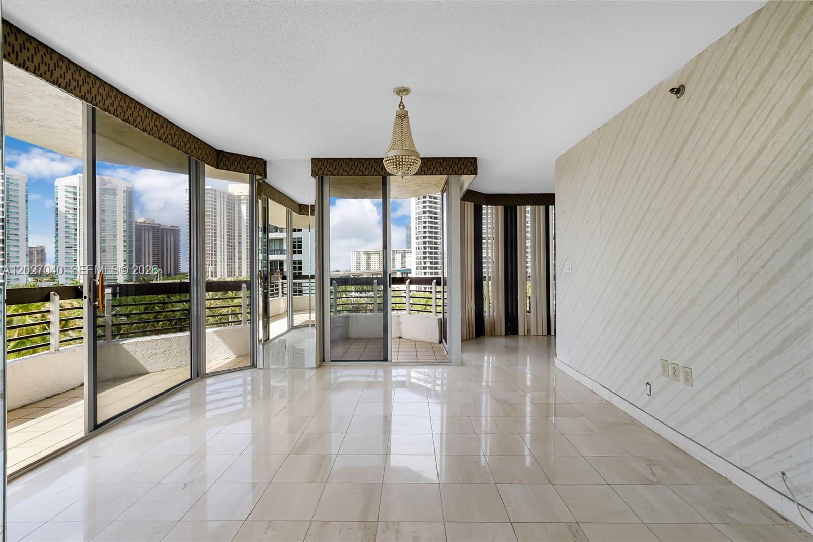 Photo of 3600 Mystic Pointe Dr #812, Aventura, Florida, 33180 -
