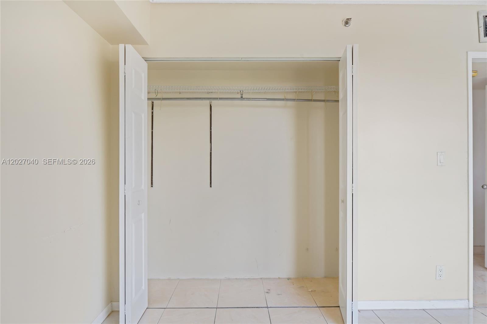 Photo of 3600 Mystic Pointe Dr #812, Aventura, Florida, 33180 -