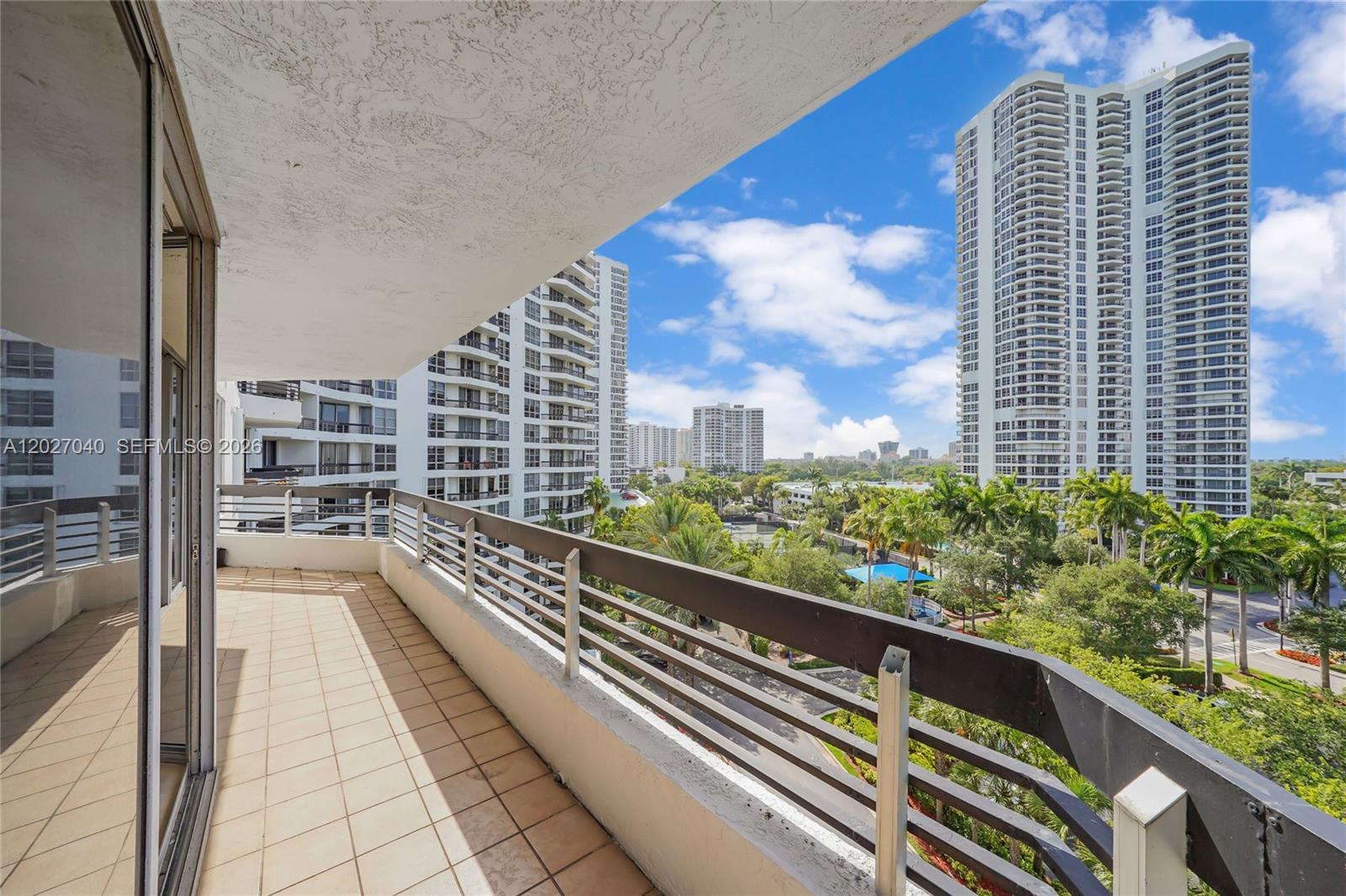 Photo of 3600 Mystic Pointe Dr #812, Aventura, Florida, 33180 -