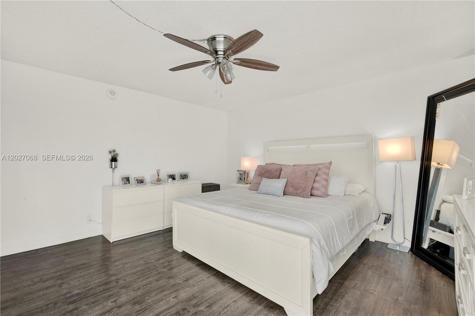 Ver detalles 205 2 / 2 1603 sq. ft. $ 2026-05-28 0 foto