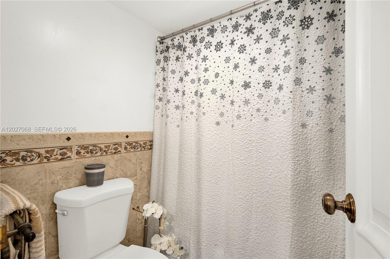 Ver detalles 205 2 / 2 1603 sq. ft. $ 2026-05-28 0 foto