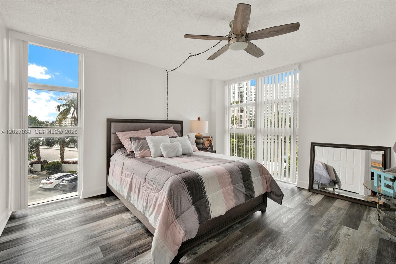 Ver detalles 205 2 / 2 1603 sq. ft. $ 2026-05-28 0 foto