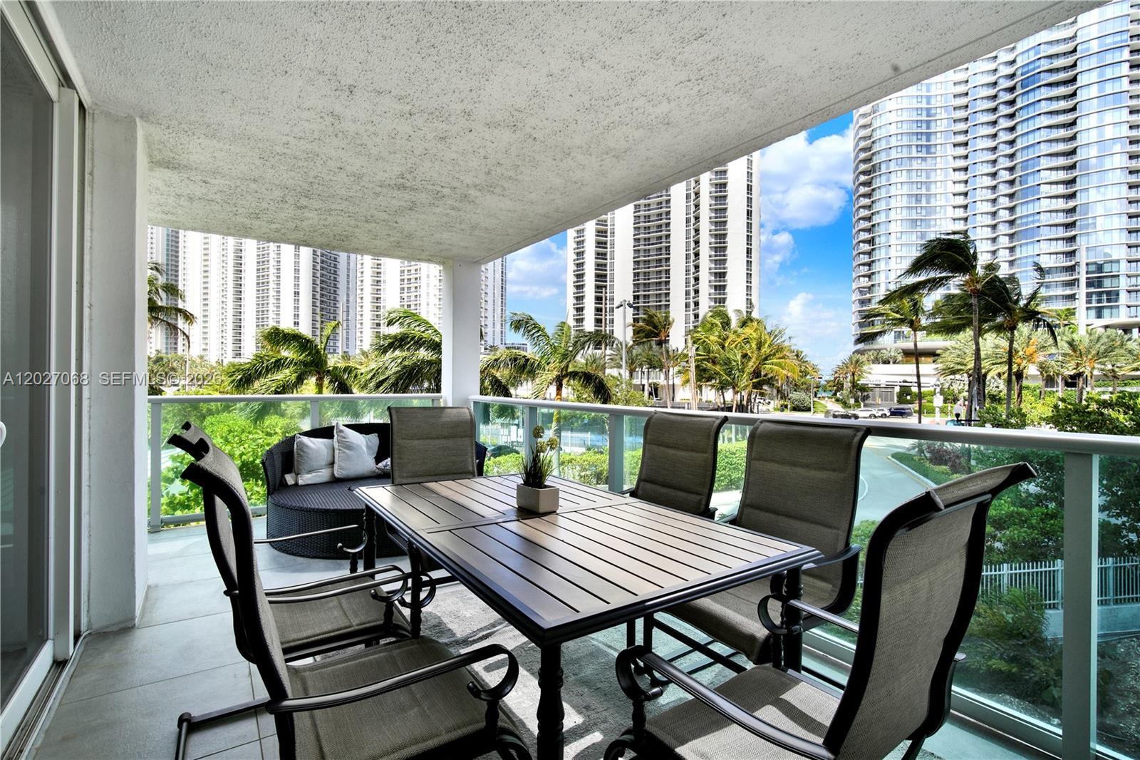 Ver detalles 205 2 / 2 1603 sq. ft. $ 2026-05-28 0 foto
