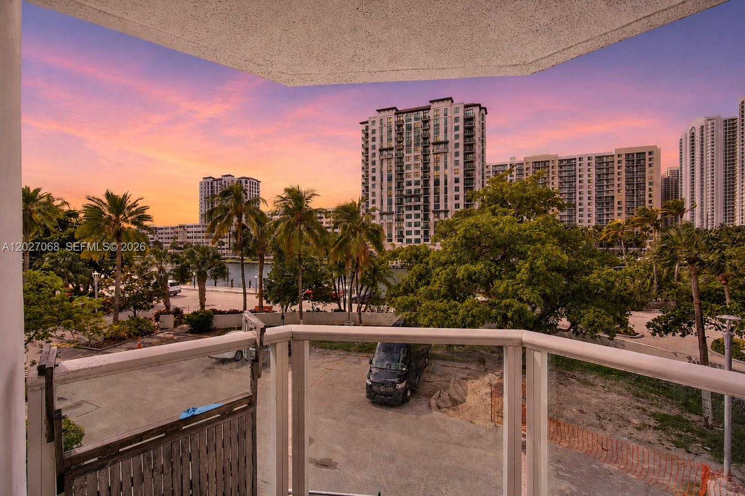 Ver detalles 205 2 / 2 1603 sq. ft. $ 2026-05-28 0 foto