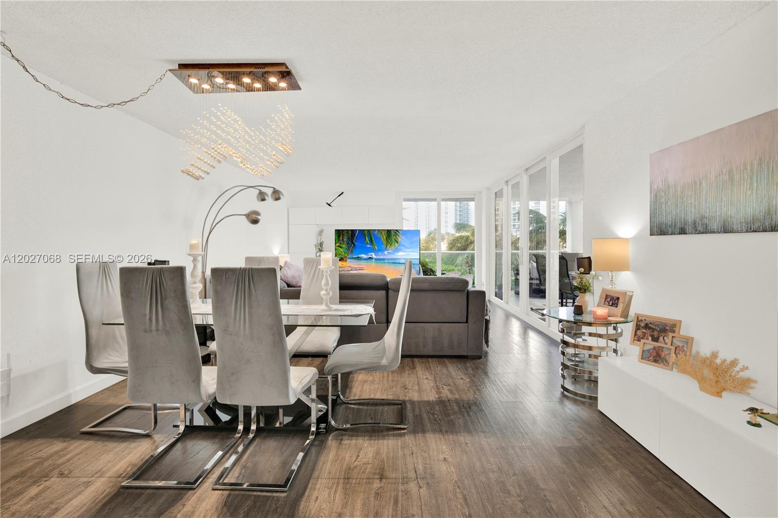 Ver detalles 205 2 / 2 1603 sq. ft. $ 2026-05-28 0 foto