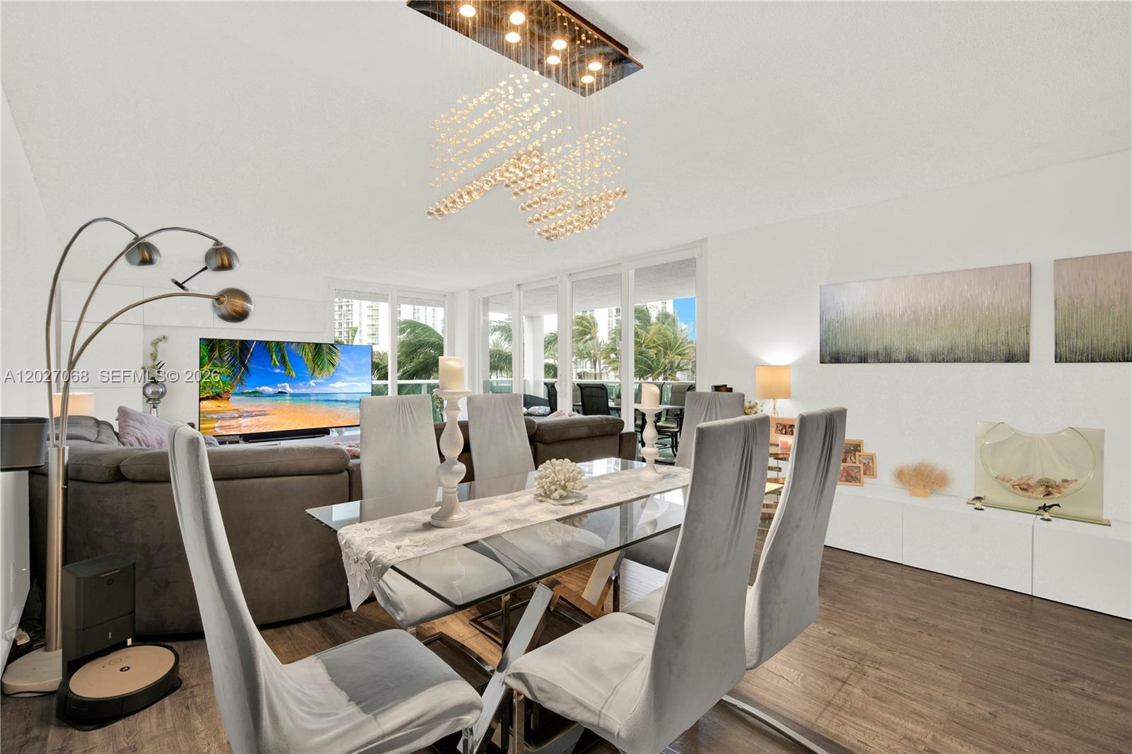 Ver detalles 205 2 / 2 1603 sq. ft. $ 2026-05-28 0 foto