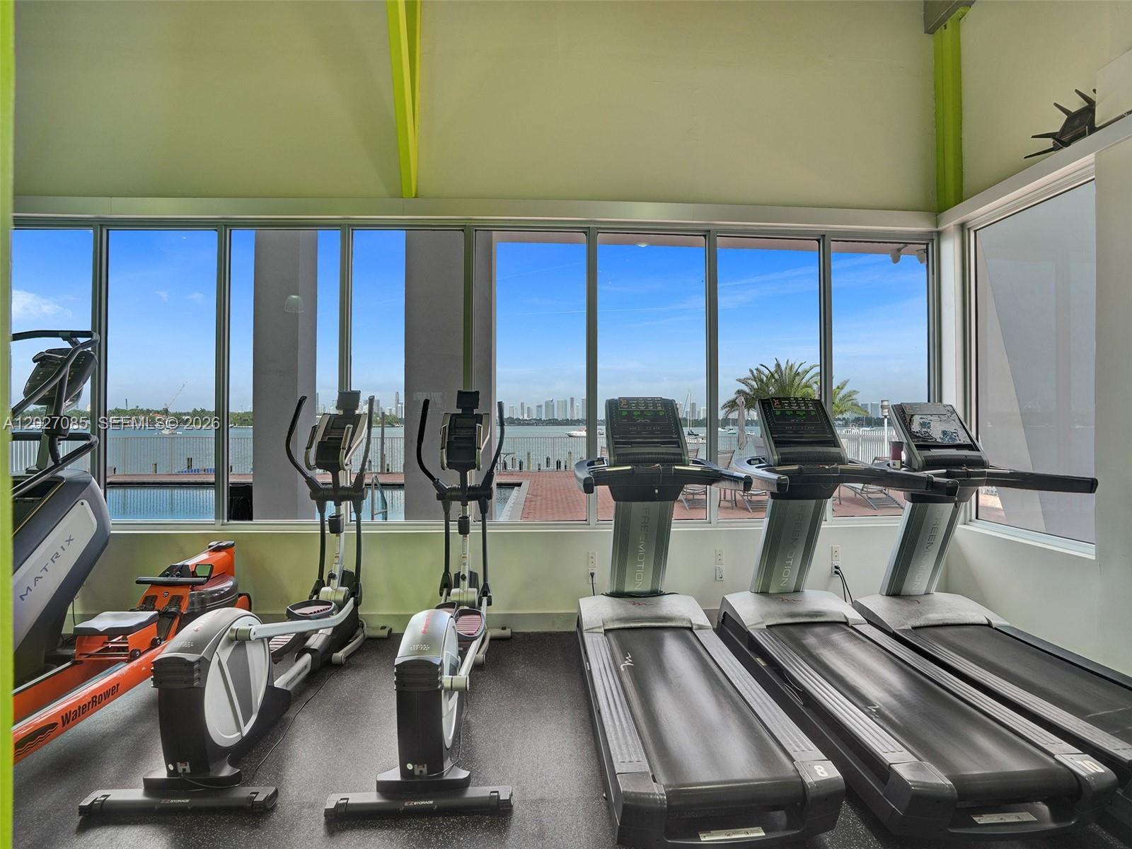 Ver detalles 1404 1 / 2 750 sq. ft. $ 2026-05-28 0 foto