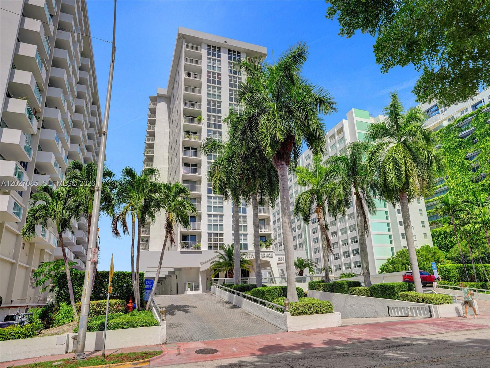 Ver detalles 1404 1 / 2 750 sq. ft. $ 2026-05-28 0 foto