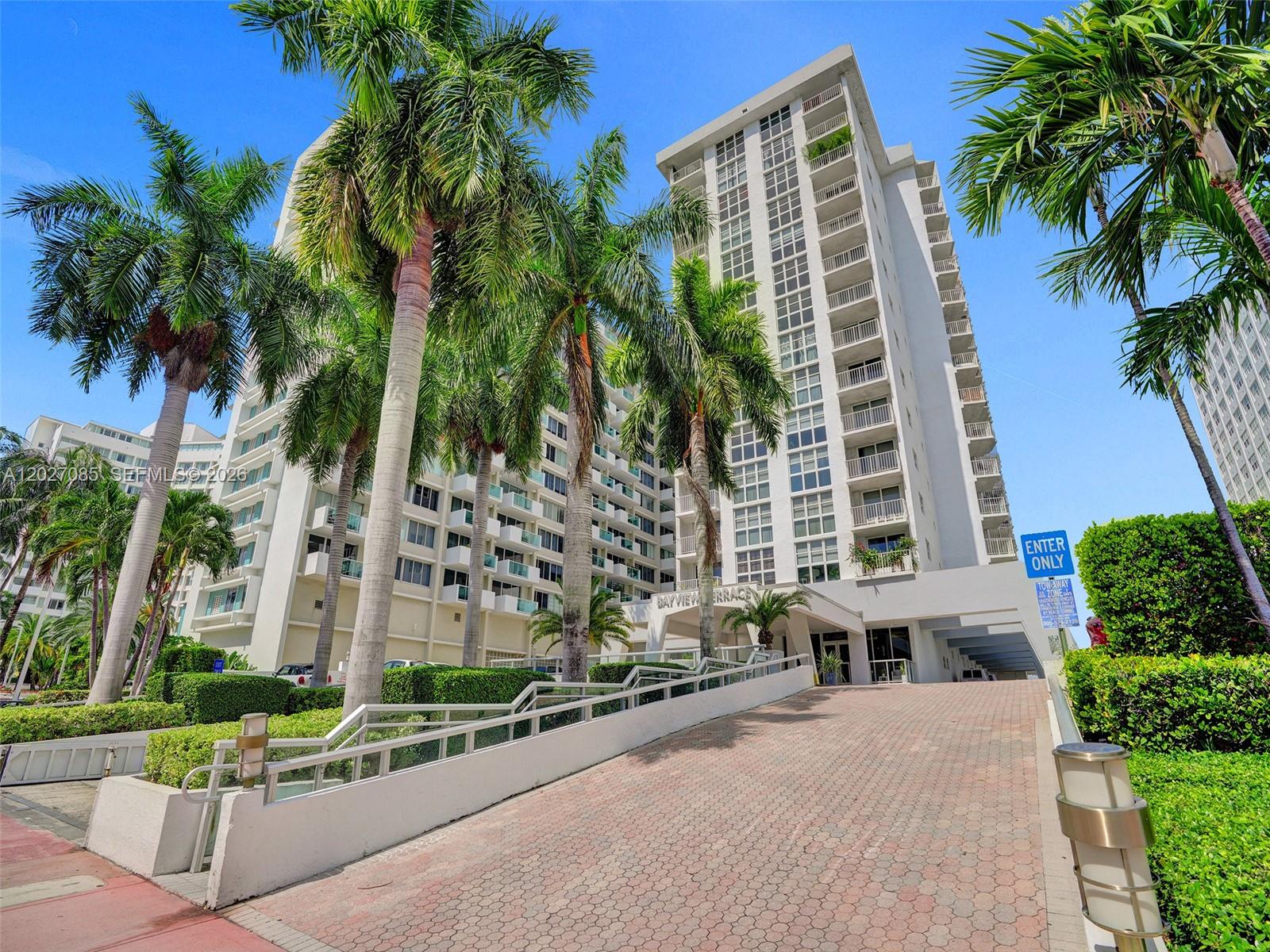 Ver detalles 1404 1 / 2 750 sq. ft. $ 2026-05-28 0 foto