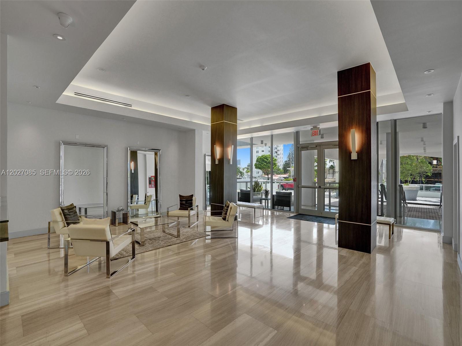 Ver detalles 1404 1 / 2 750 sq. ft. $ 2026-05-28 0 foto