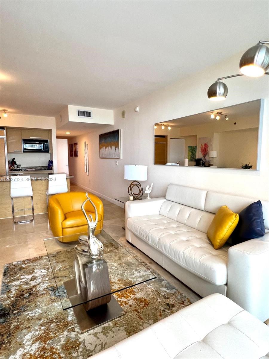 1812 1 / 1 844 sq. ft. $ 2026-05-29 0 Photo