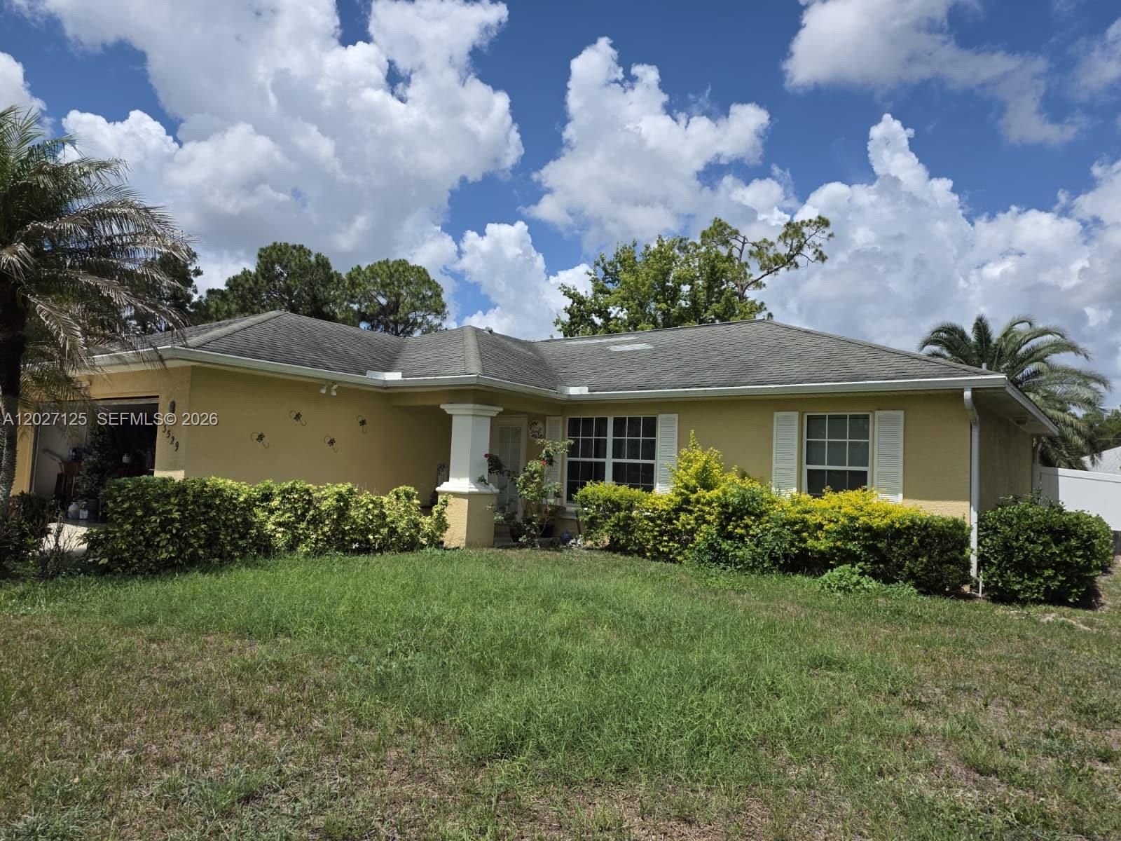 Ver detalles 3529 3 / 2 1302 sq. ft. $ 2026-05-28 0 foto