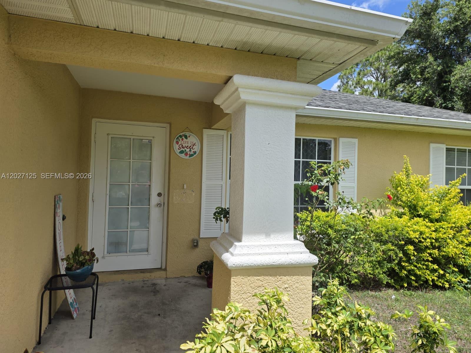 Ver detalles 3529 3 / 2 1302 sq. ft. $ 2026-05-28 0 foto