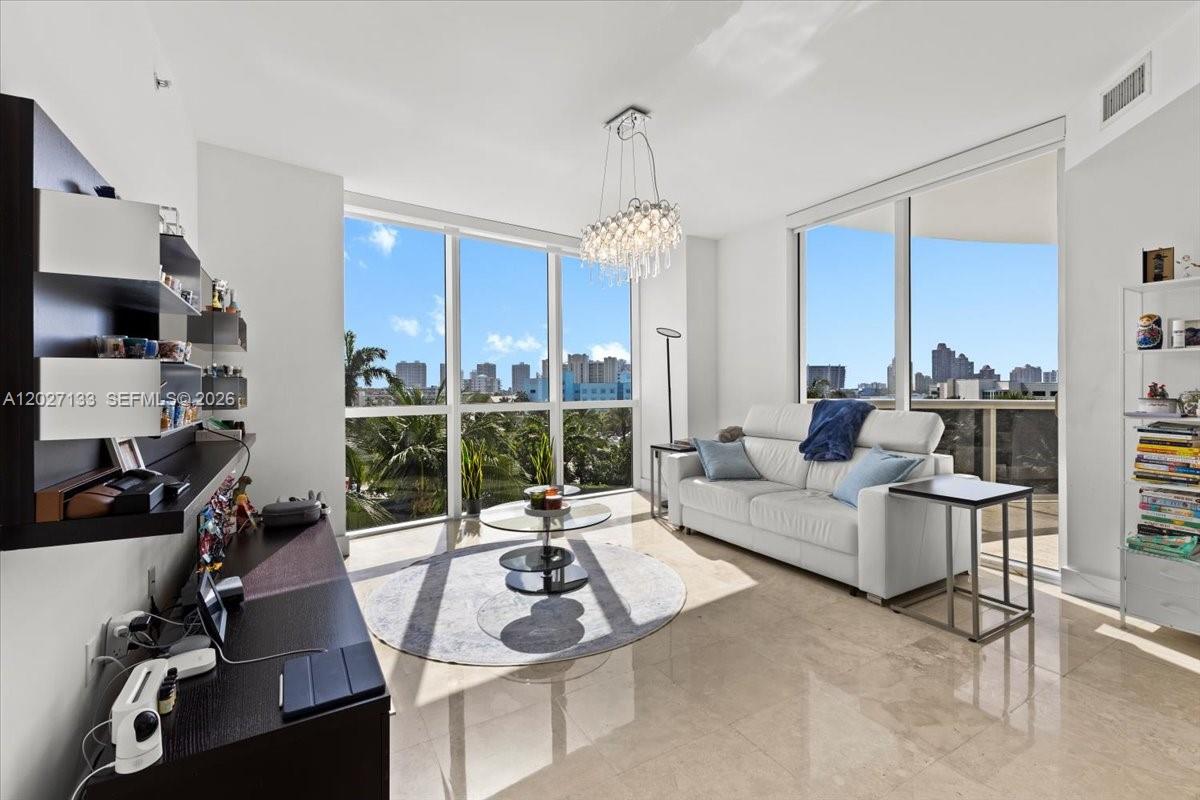 See details 601A 2 / 2 1289 sq. ft. $ 2026-06-17 0 Photo