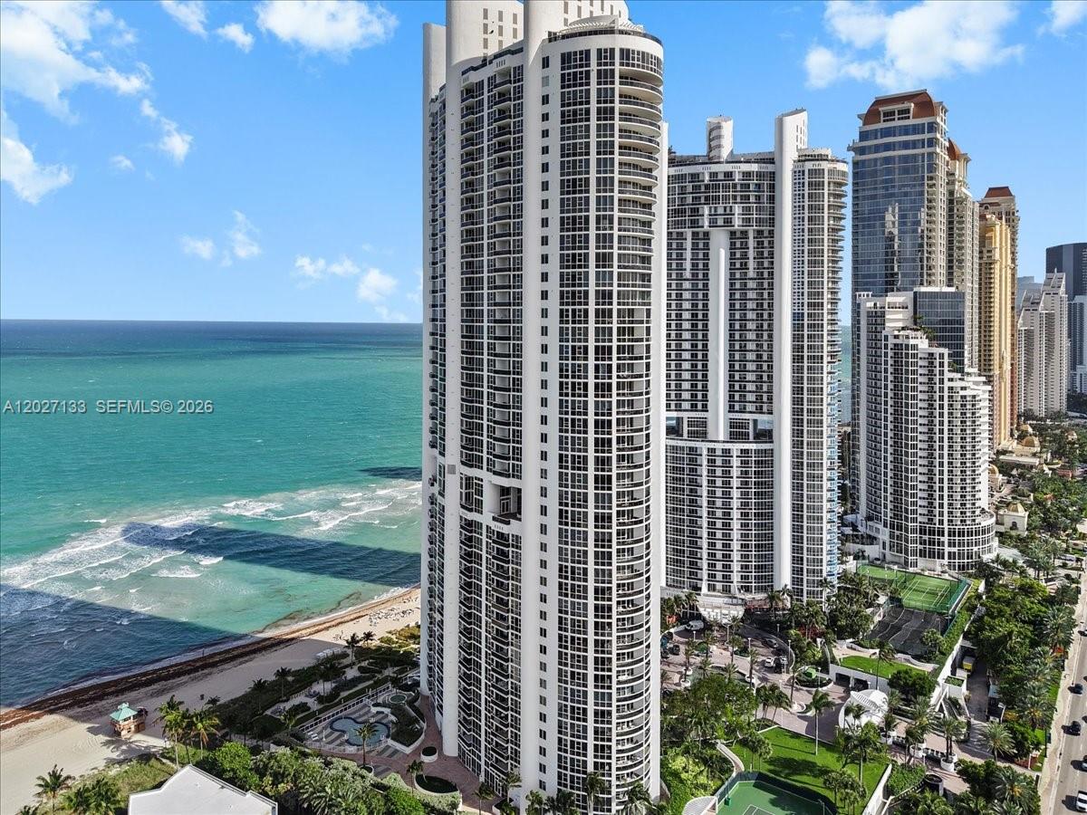 See details 601A 2 / 2 1289 sq. ft. $ 2026-06-17 0 Photo