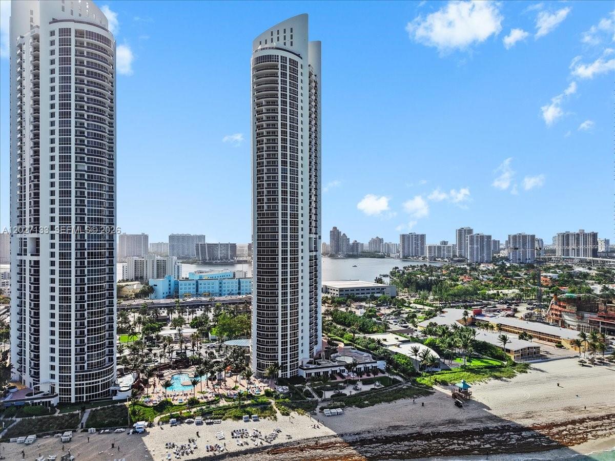 See details 601A 2 / 2 1289 sq. ft. $ 2026-06-17 0 Photo