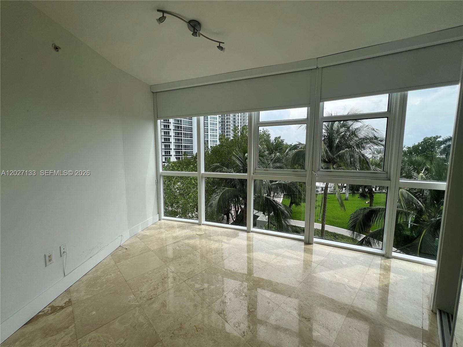 See details 601A 2 / 2 1289 sq. ft. $ 2026-06-17 0 Photo
