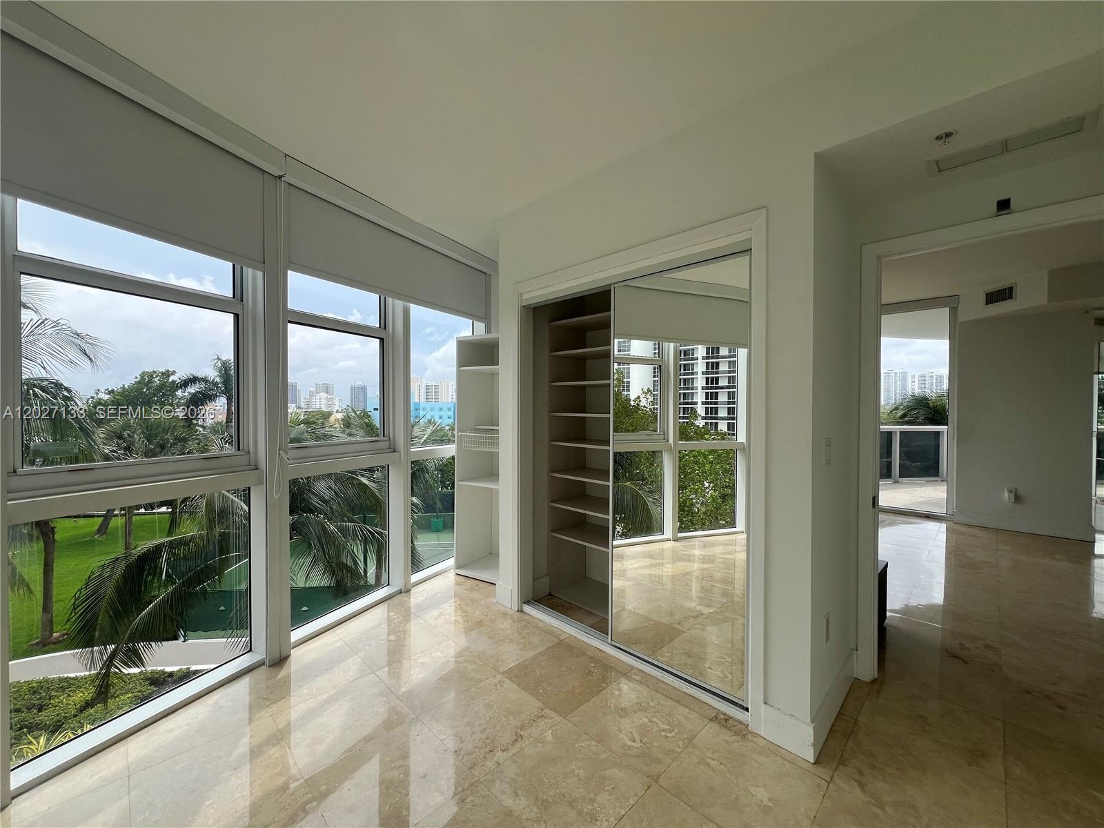 See details 601A 2 / 2 1289 sq. ft. $ 2026-06-17 0 Photo