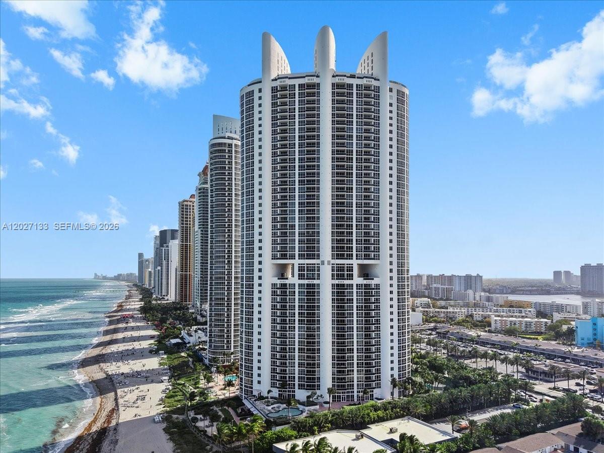 See details 601A 2 / 2 1289 sq. ft. $ 2026-06-17 0 Photo