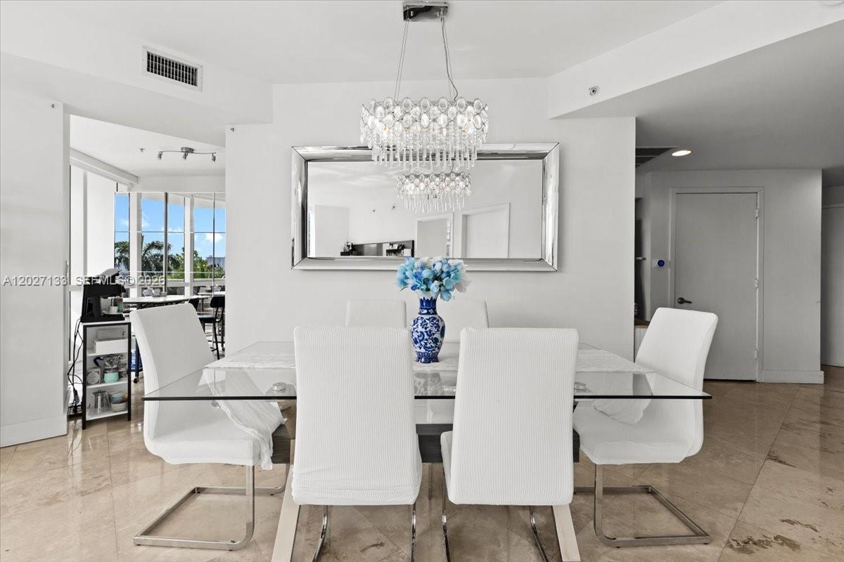 See details 601A 2 / 2 1289 sq. ft. $ 2026-06-17 0 Photo
