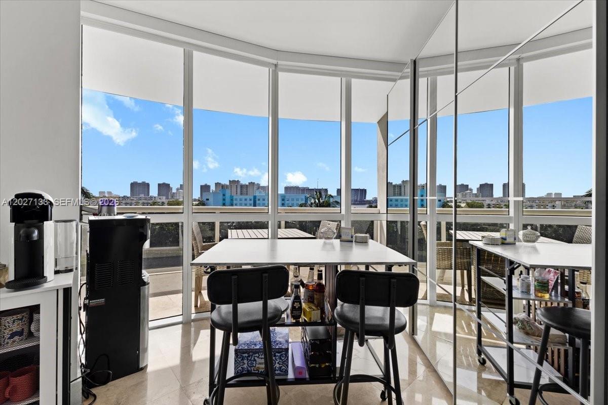 See details 601A 2 / 2 1289 sq. ft. $ 2026-06-17 0 Photo
