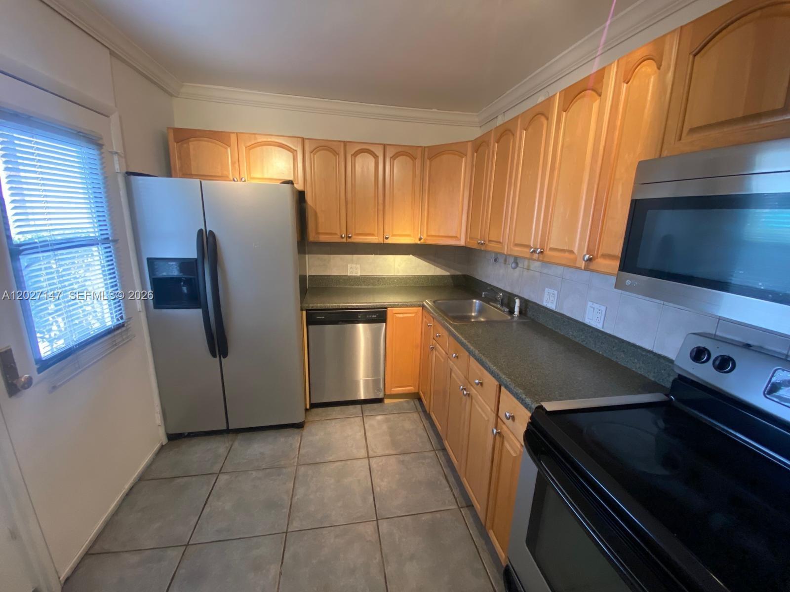 Photo of 3475 Country Club Dr  #106, Aventura, Florida, 33180 - 