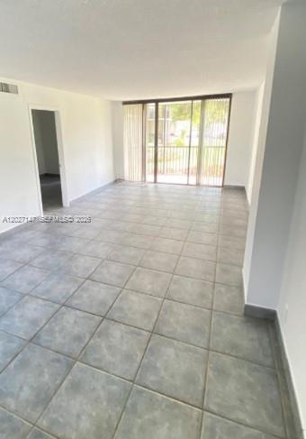 Photo of 3475 Country Club Dr  #106, Aventura, Florida, 33180 - 
