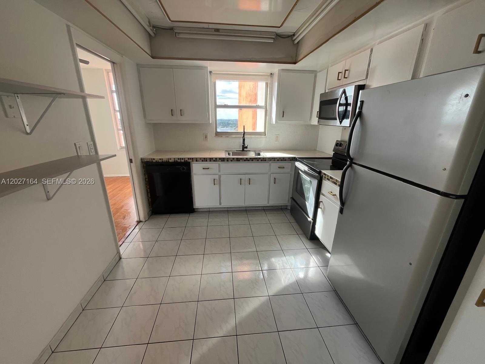 1625E 2 / 2 1140 sq. ft. $ 2026-05-28 0 foto