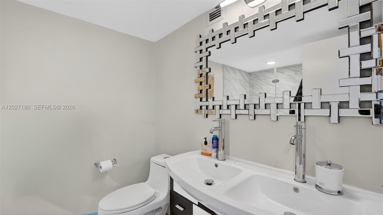 Photo of 2017 Ocean Dr  #1104, Hallandale Beach, Florida, 33009 - 