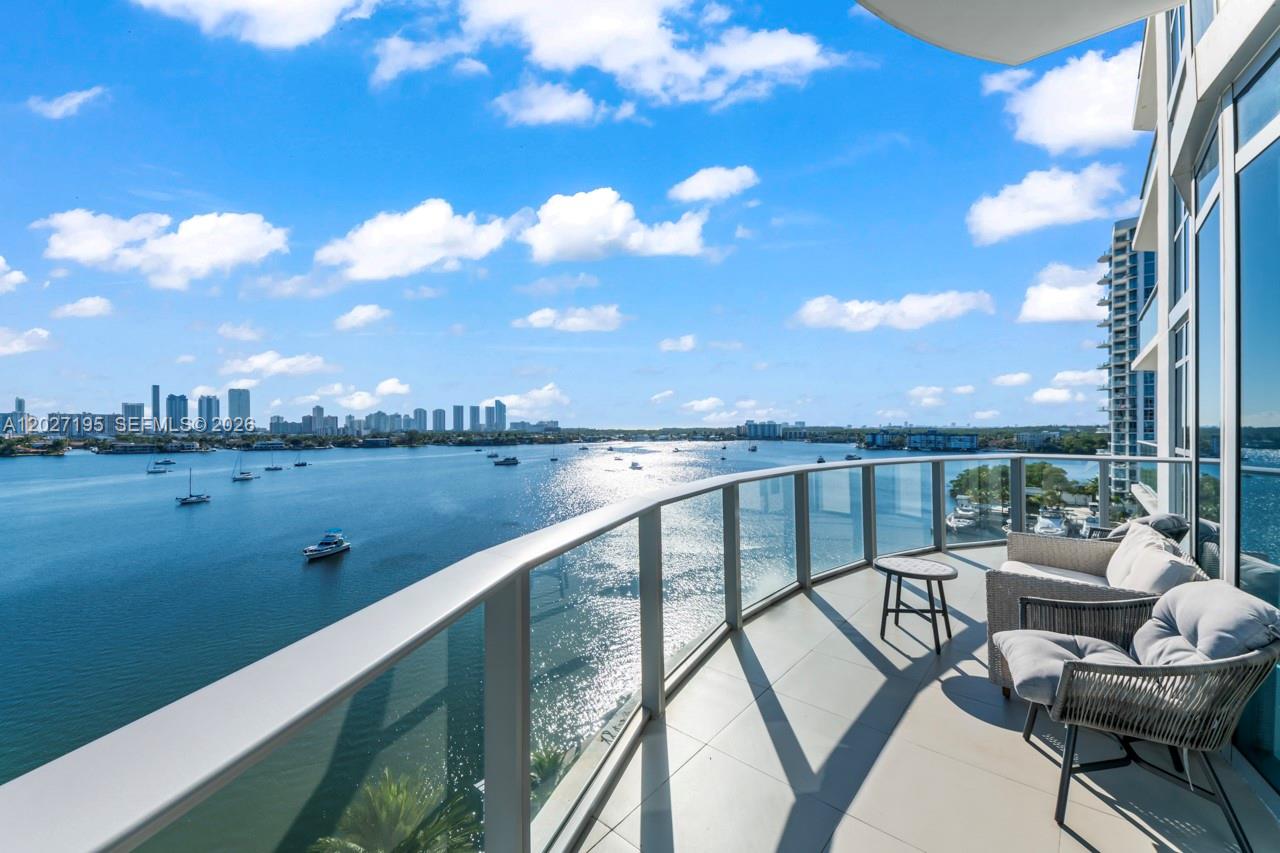 Photo of 17301 Biscayne Blvd #811, North Miami Beach, Florida, 33160 -