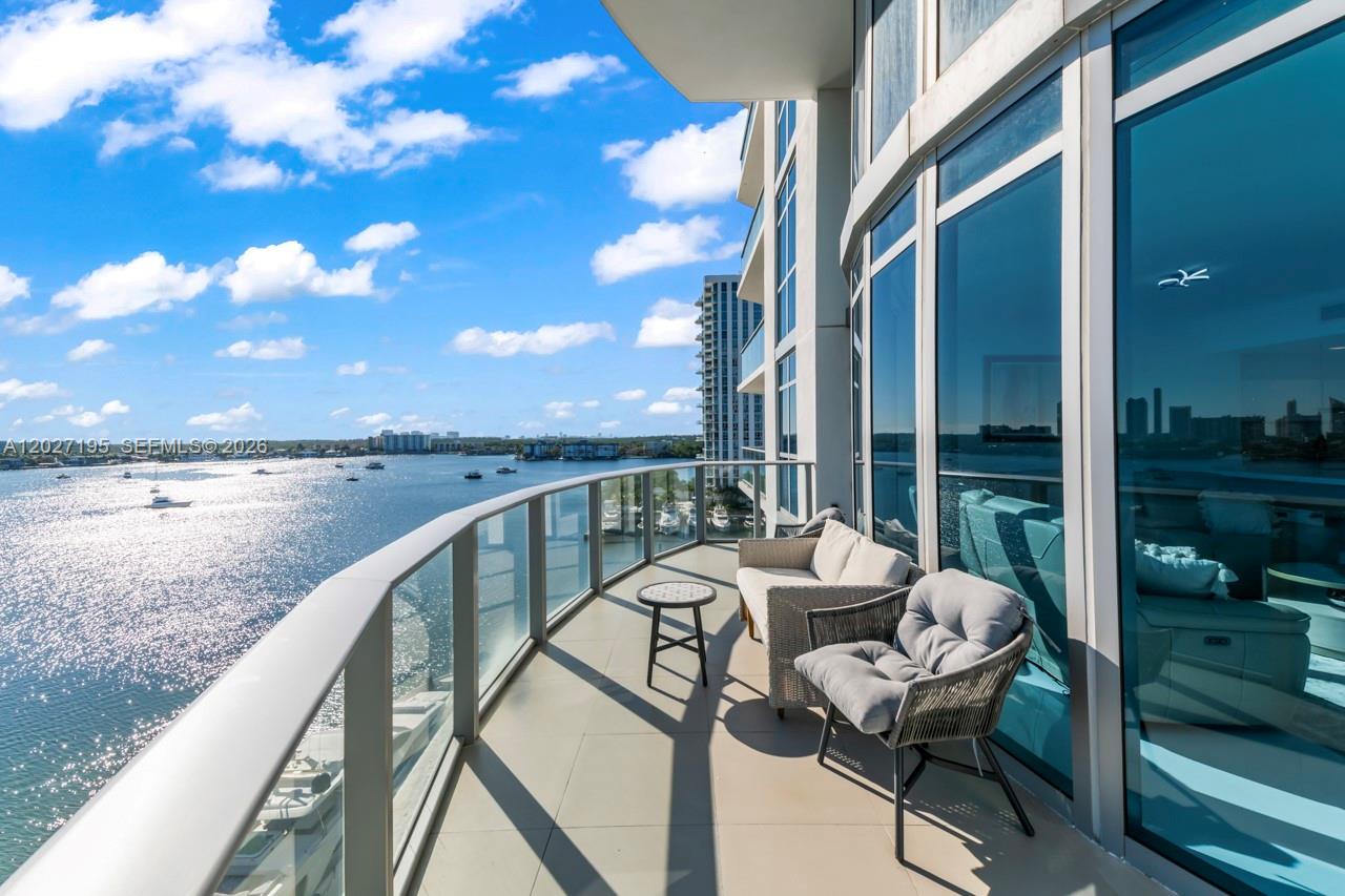 Photo of 17301 Biscayne Blvd #811, North Miami Beach, Florida, 33160 -