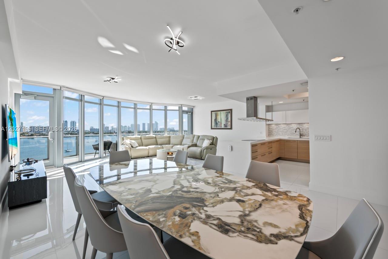 Photo of 17301 Biscayne Blvd #811, North Miami Beach, Florida, 33160 -