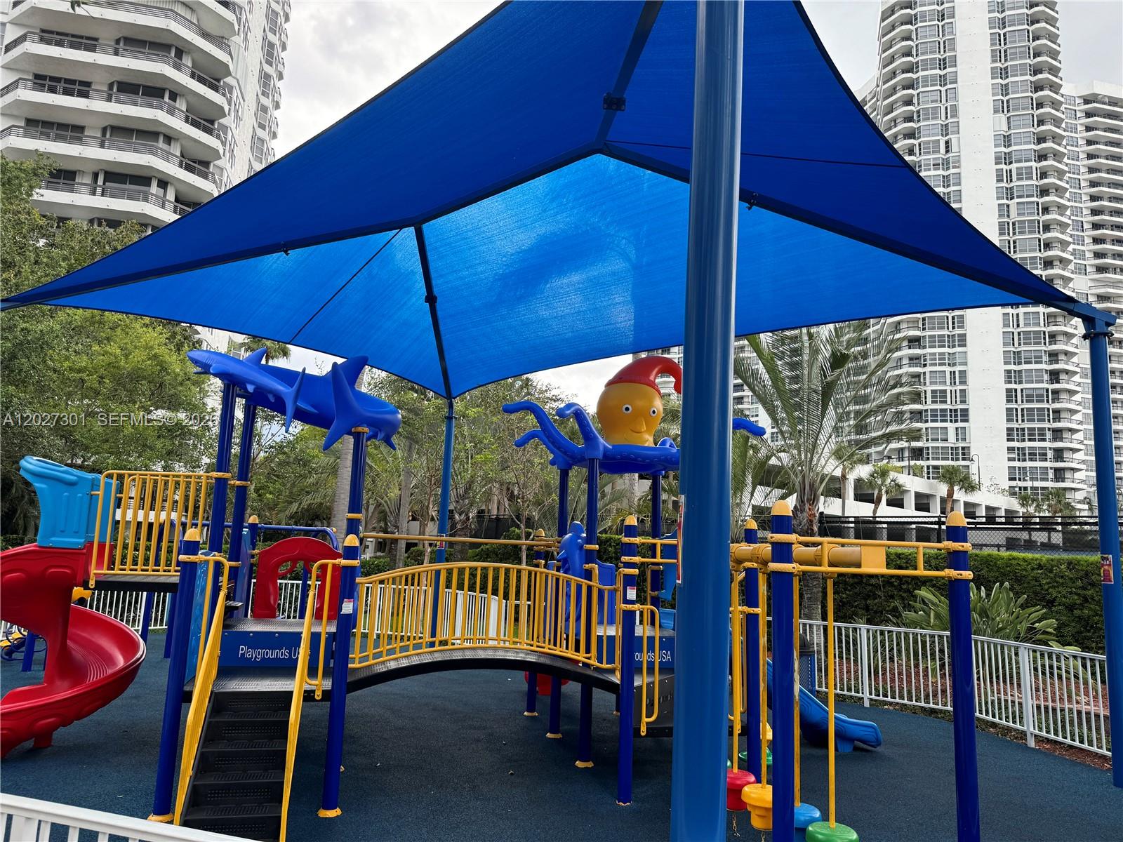 Photo of 3500 Mystic Pointe Dr #2003, Aventura, Florida, 33180 - Kid Playgorund