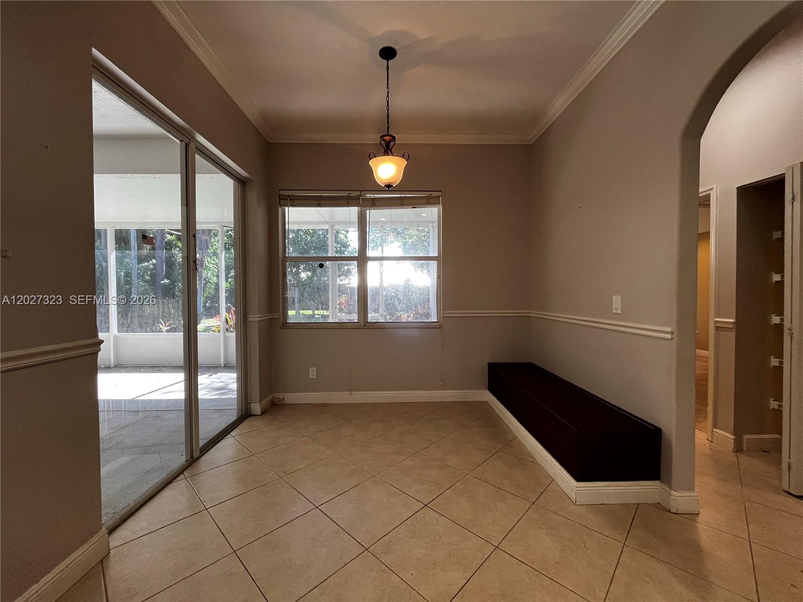 Ver detalles 1420 4 / 3 2293 sq. ft. $ 2026-05-29 0 foto