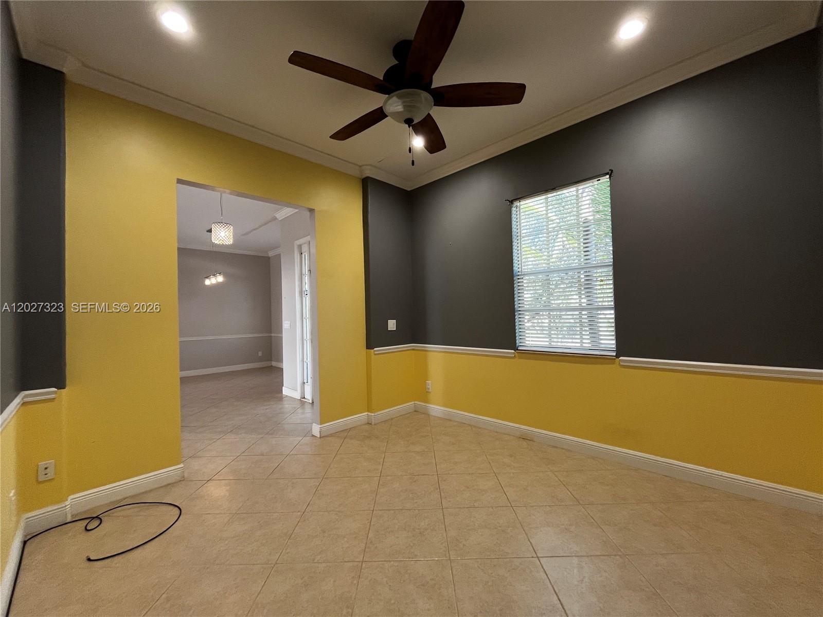 Ver detalles 1420 4 / 3 2293 sq. ft. $ 2026-05-29 0 foto