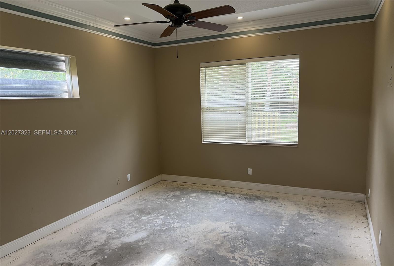 Ver detalles 1420 4 / 3 2293 sq. ft. $ 2026-05-29 0 foto