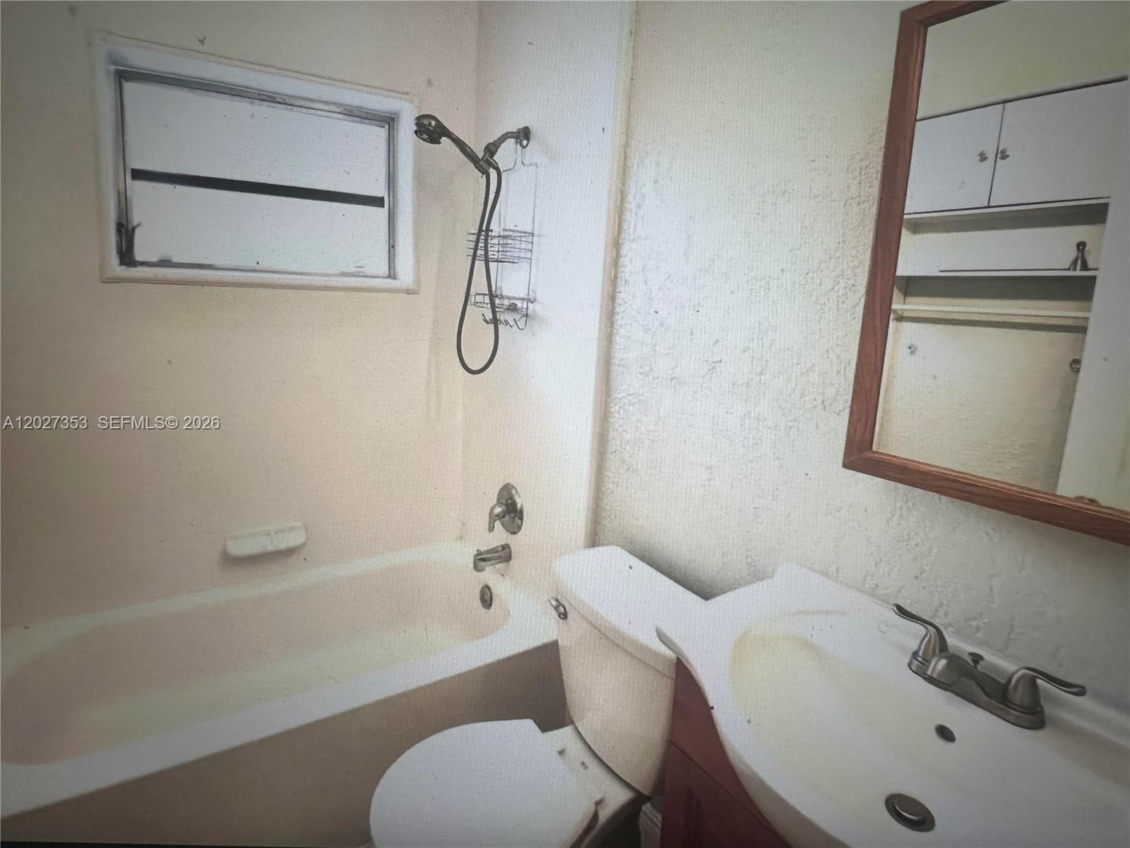   /  1728 sq. ft. $ 2026-05-29 0 foto