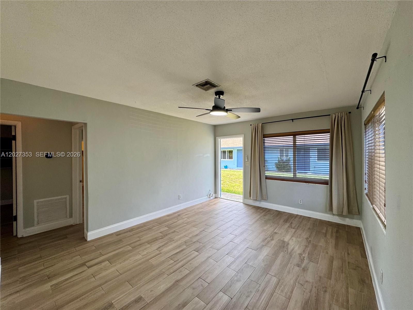   /  1728 sq. ft. $ 2026-05-29 0 foto