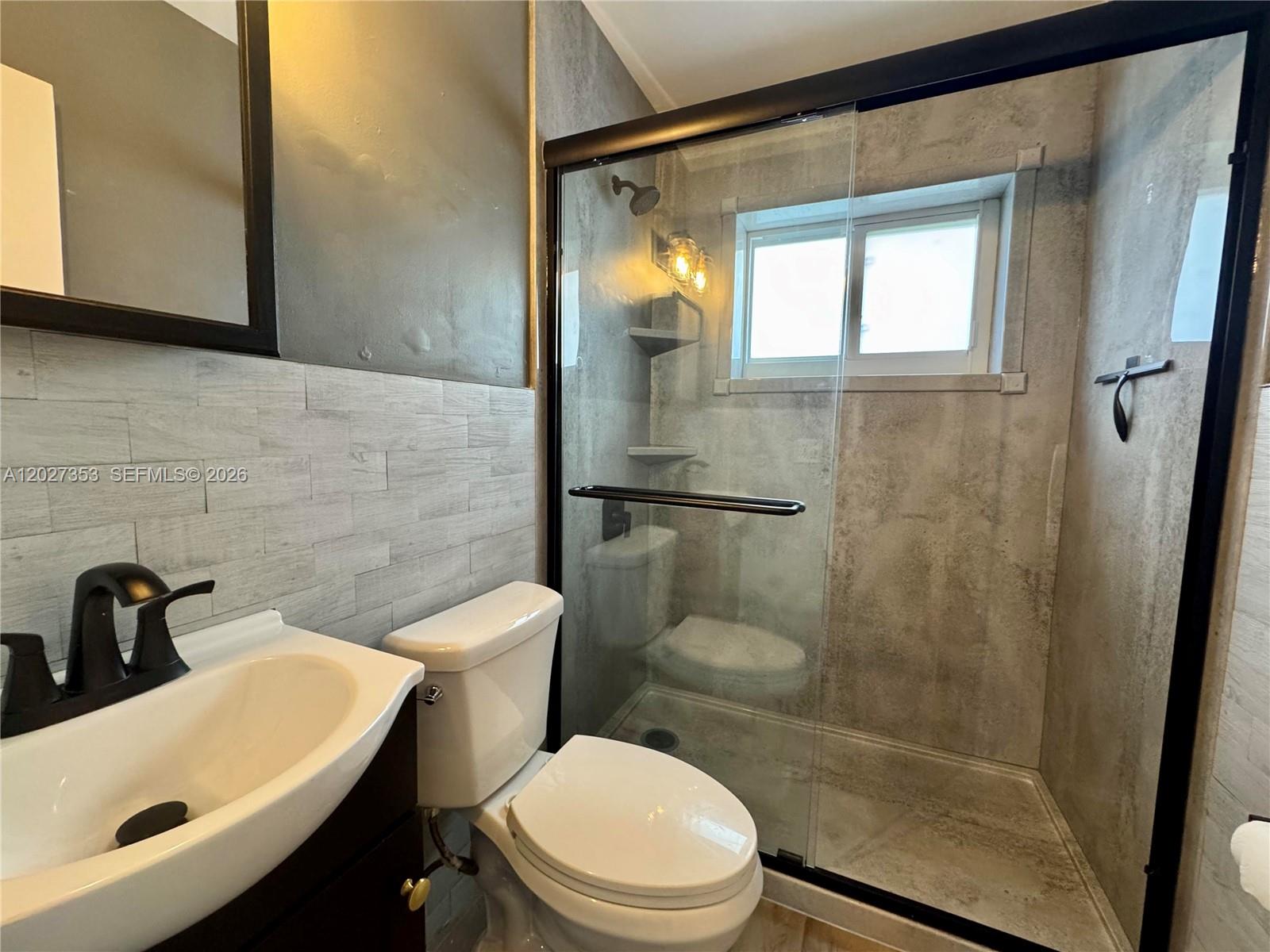   /  1728 sq. ft. $ 2026-05-29 0 foto