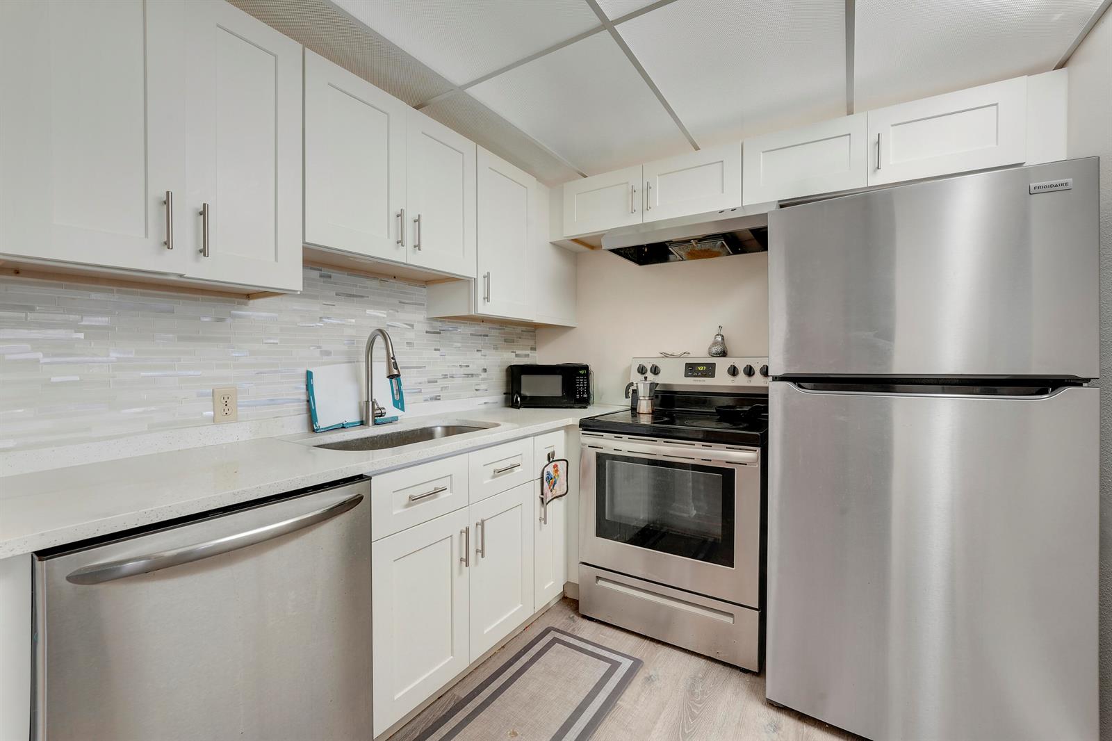   / 0 3131 sq. ft. $ 2026-06-20 0 foto