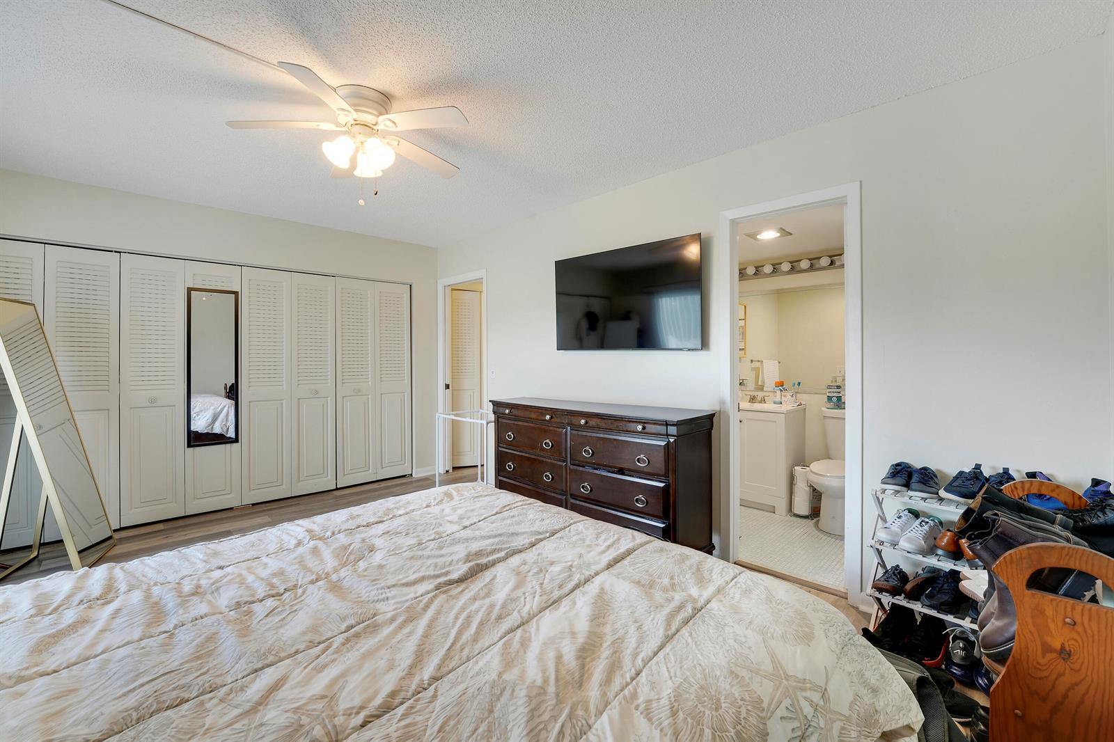   / 0 3131 sq. ft. $ 2026-06-20 0 foto