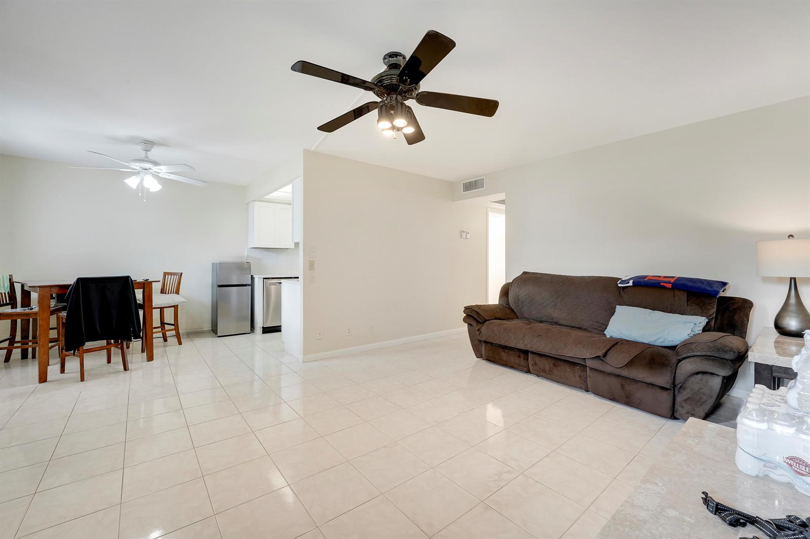   / 0 3131 sq. ft. $ 2026-06-20 0 foto