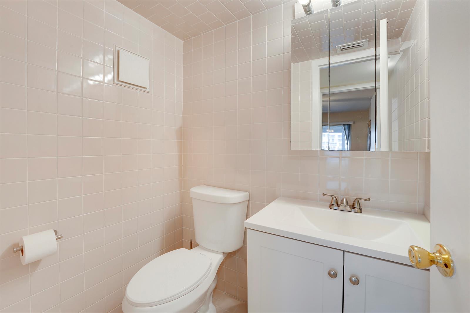   / 0 3131 sq. ft. $ 2026-06-20 0 foto