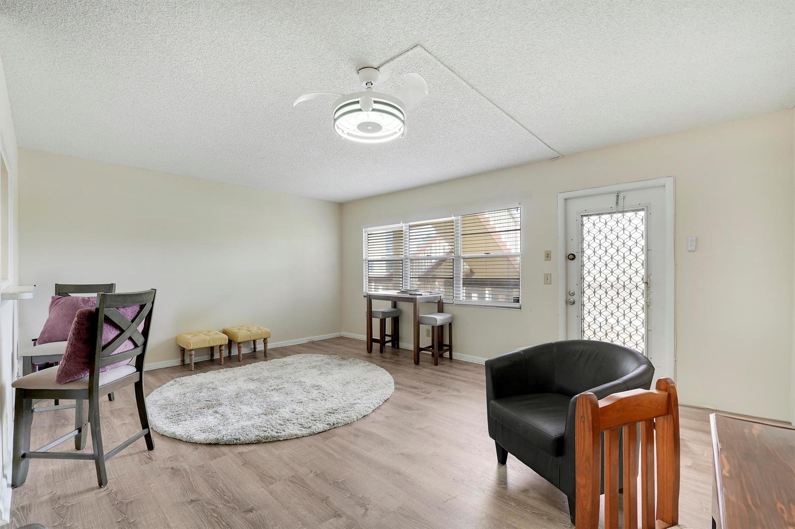   / 0 3131 sq. ft. $ 2026-06-20 0 foto