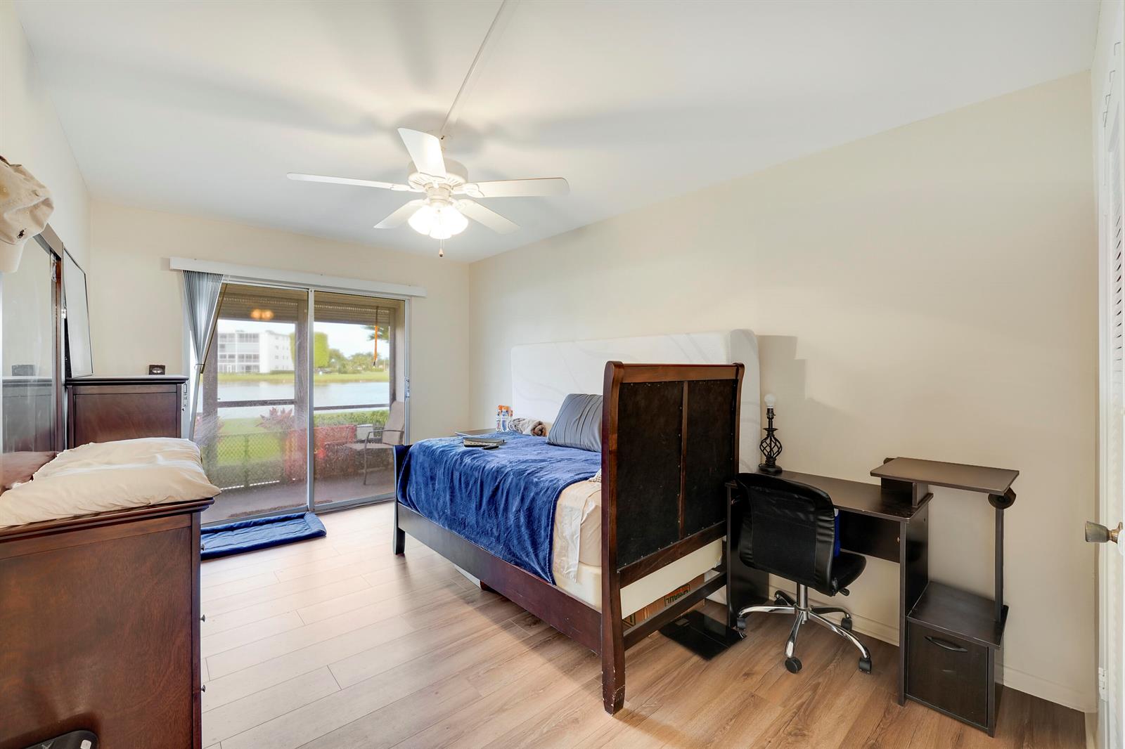   / 0 3131 sq. ft. $ 2026-06-20 0 foto