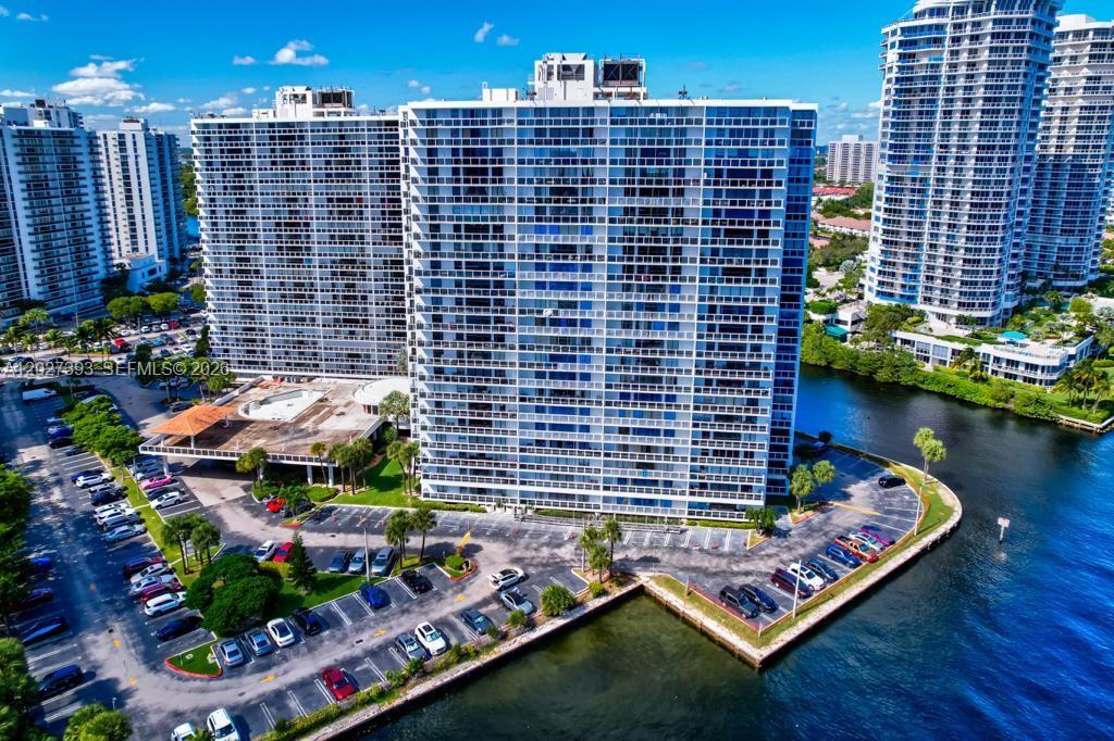 Photo of 20505 Country Club Dr  #143, Aventura, Florida, 33180 - 