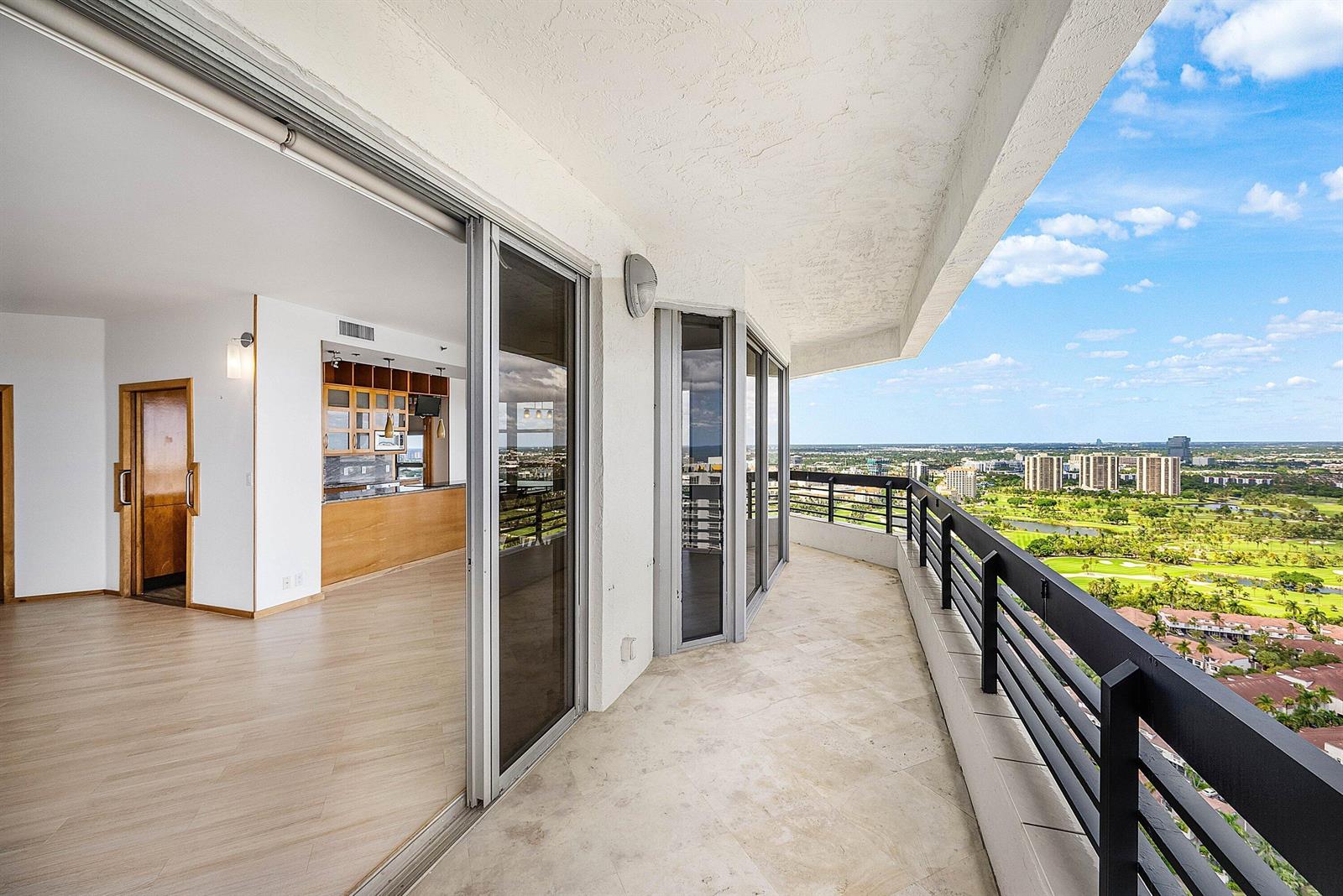 Photo of 3500 Mystic Pointe , Aventura, Florida, 33180 - 020-3500MysticPointeDrive-PH4-Aventura-F