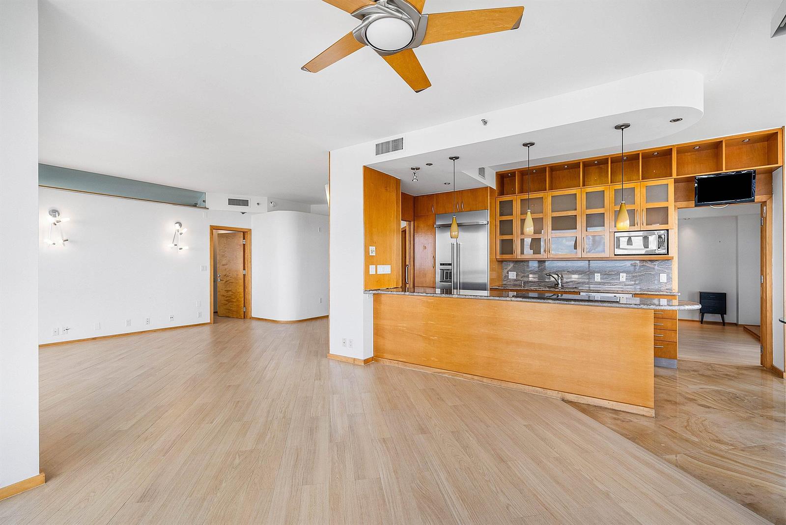 Photo of 3500 Mystic Pointe , Aventura, Florida, 33180 - 010-3500MysticPointeDrive-PH4-Aventura-F